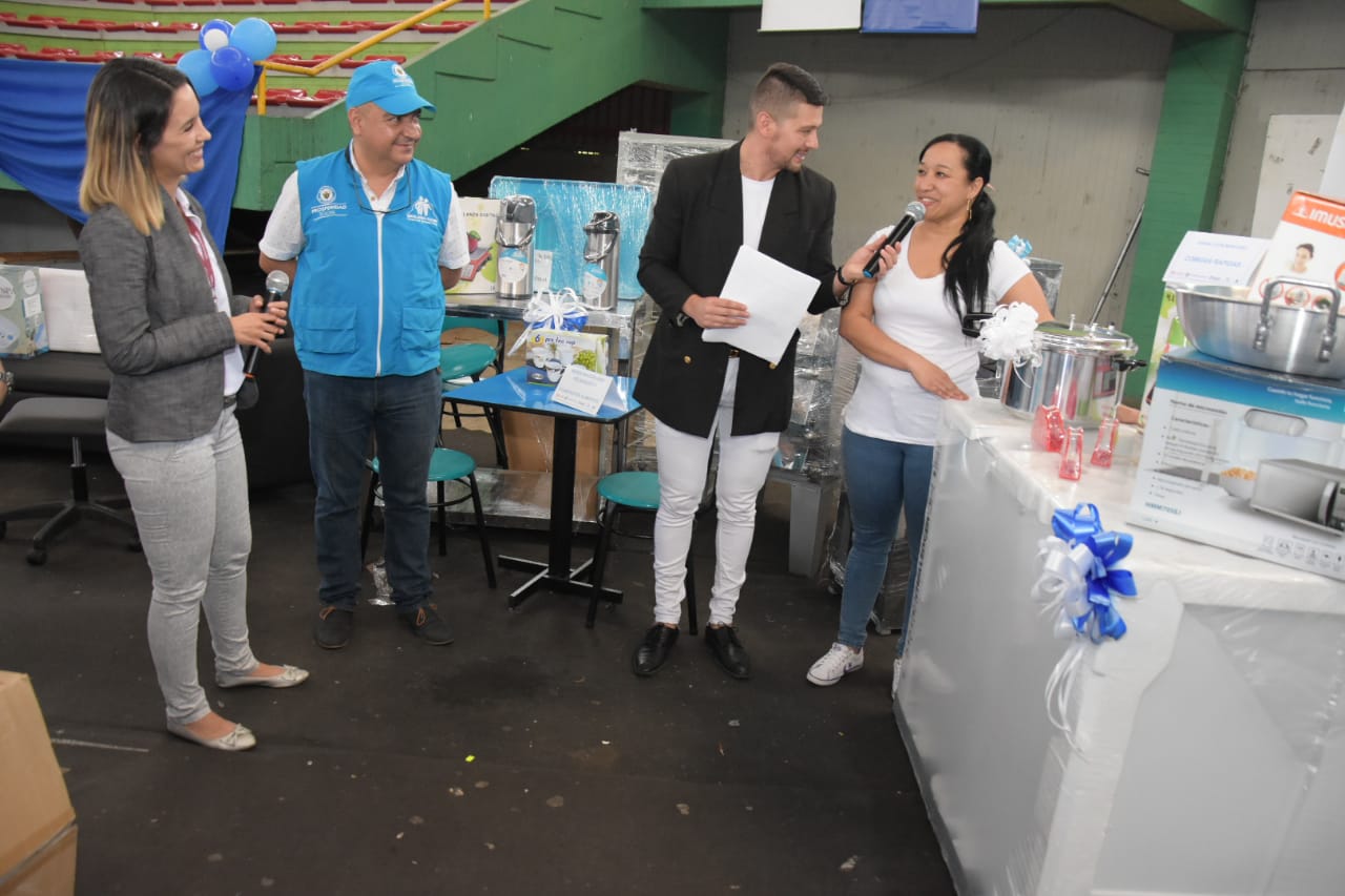 Gracias a la gobernacion del Quindio 667 emprendedores materializaron su idea de negocio