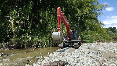 Gobierno departamental interviene afluente entre Río Verde y Barragán 1