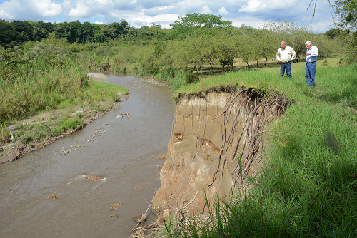 Para dar solución definitiva a derrumbes gobierno departamental analiza Rio Verde-Barragan 3