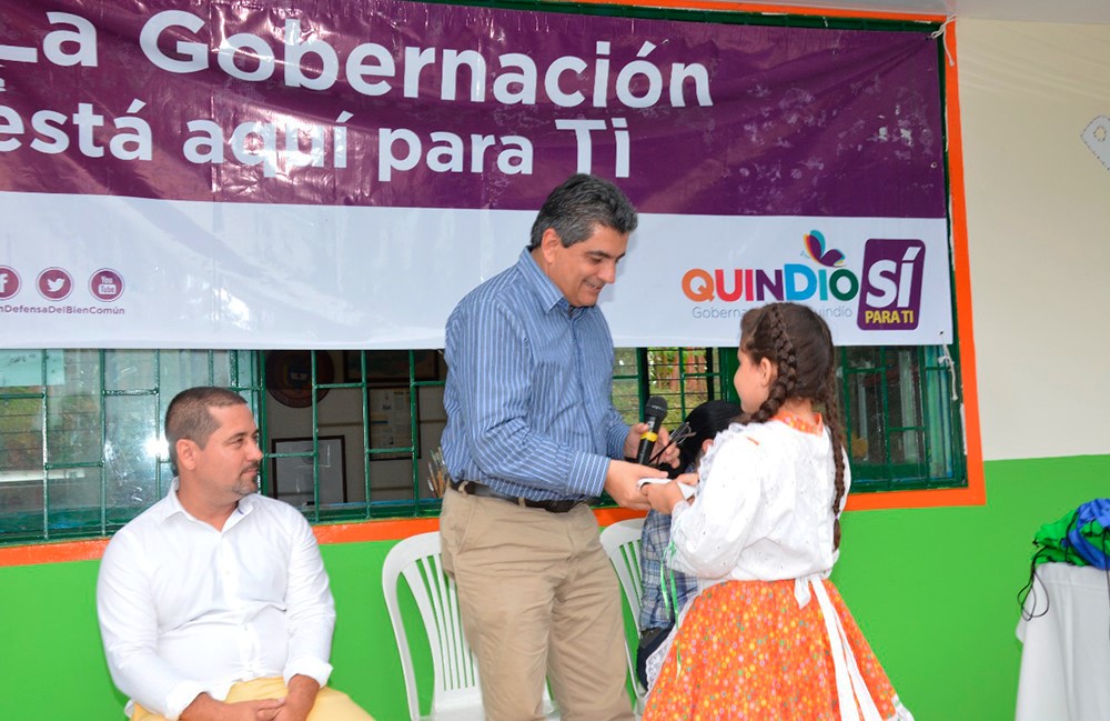 los niños de la vereda La Montaña de Quimbaya ahora tienen instalaciones apropiadas 3