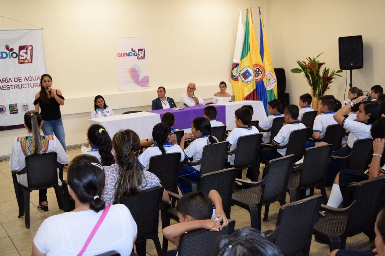 Estudiantes del Instituto Buenavista ahora reciben sus clases un espacio más ameno 4