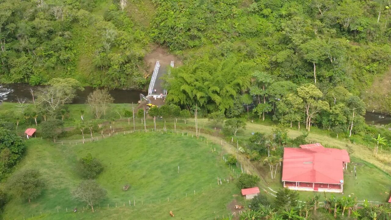 Paso de Los Aguadeños entre Circasia y Filandia 2