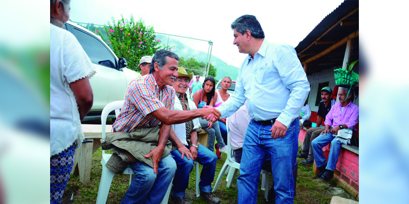 Gobernador-del-Quindo-reconoci-el-potencial-que-Crdoba-tiene-para-el-turismo-y-el-desarrollo-del-municipio.jpg - 962.01 kB