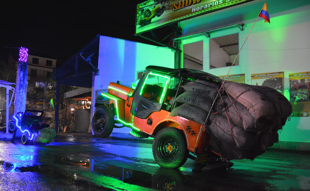 Gobernación del Quindío se vinculó al JeepTour navideño actividad que mezcla la tradición con la luz de la Navidad