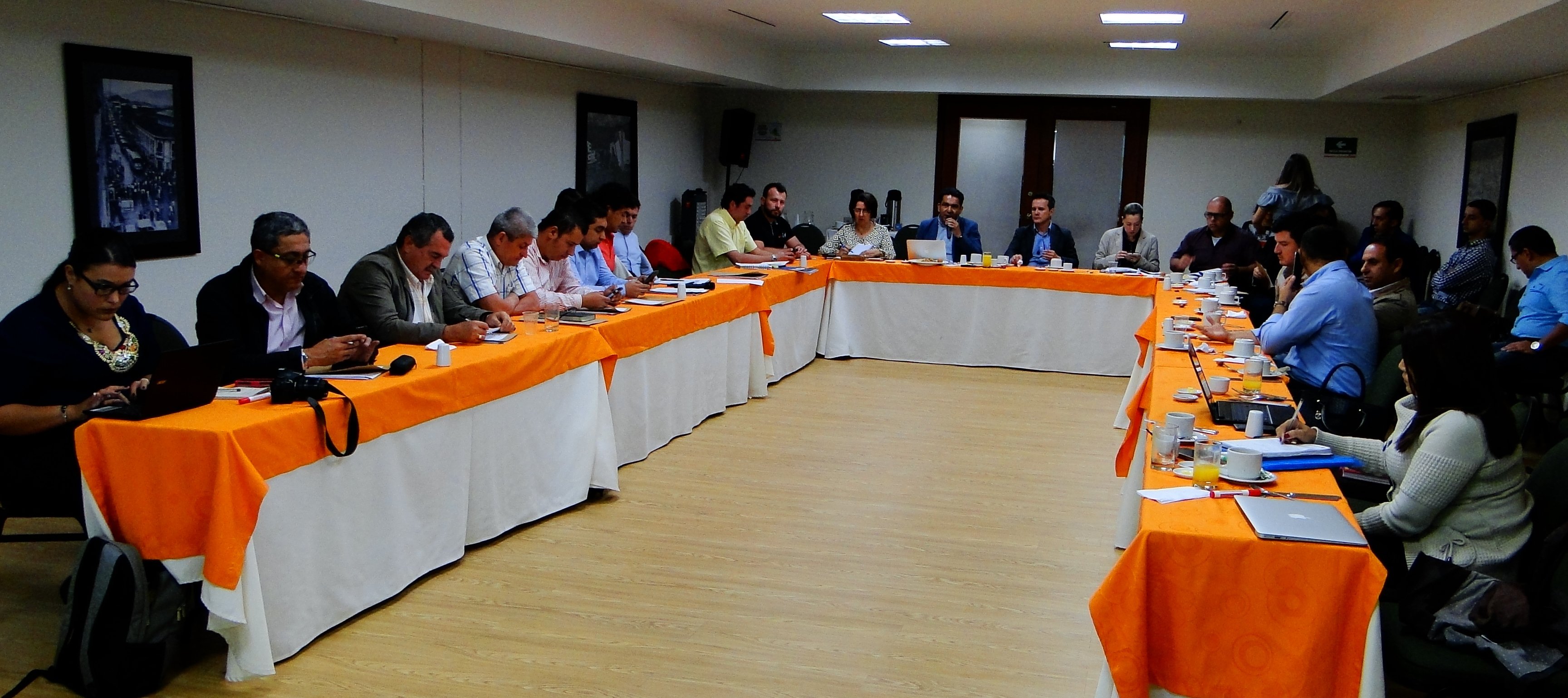 Por decisión de accionistas se eligió nueva junta directiva de EPQ