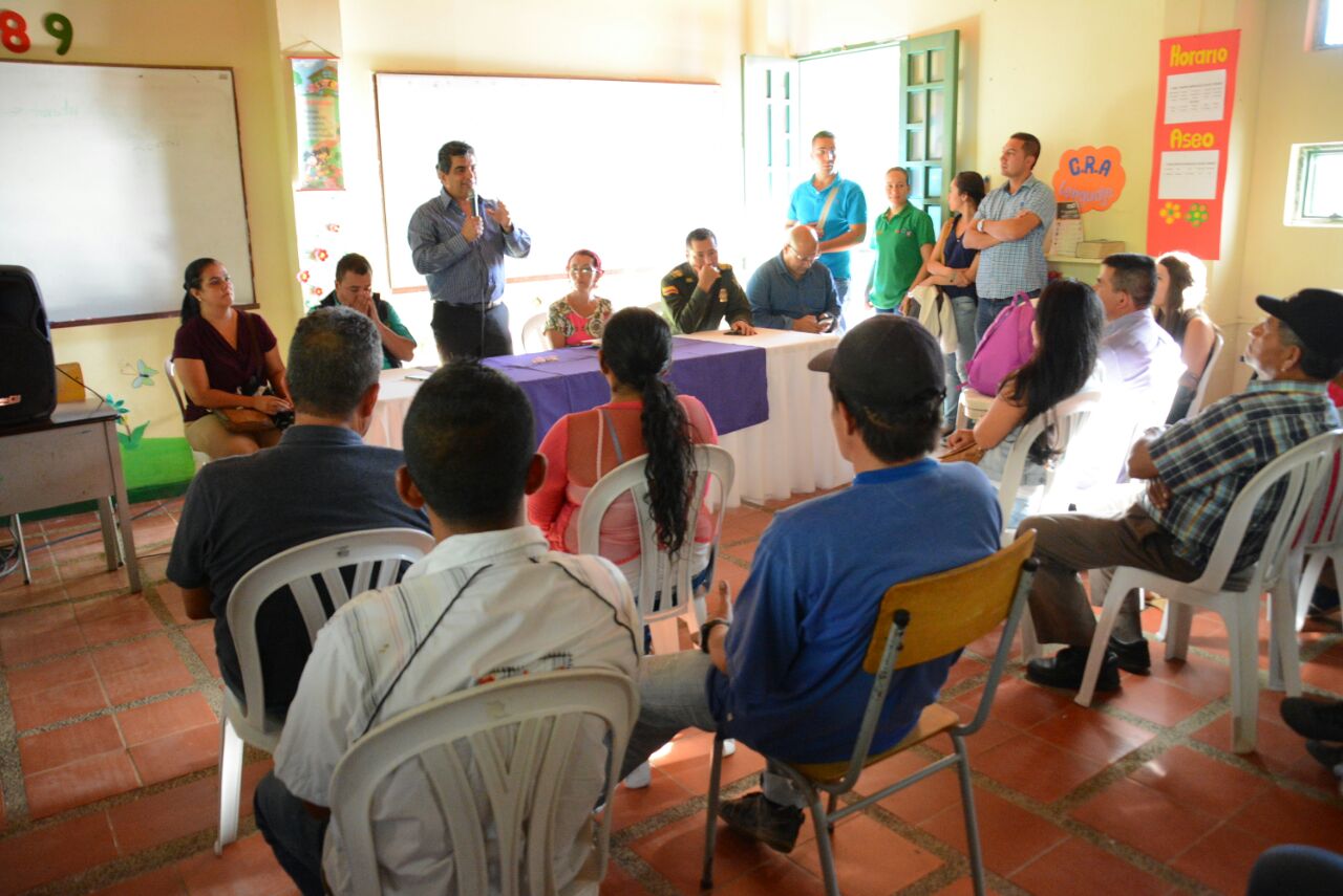 En las veredas Bellavista Guayabal y La Soledad el Gobernador del Quindío escuchó las necesidades de la comunidad en el segundo día de CórdobaSíparati