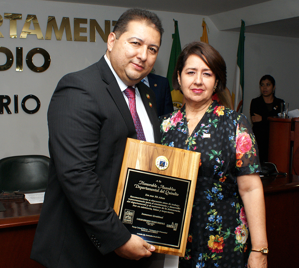 Gobernación del Quindío entregó reconocimiento a la Honorable Asamblea Departamental en la conmemoración de sus 50 años