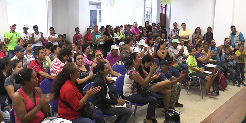 Gobernación del Quindío y Alcaldía de Circasia les cumplieron a 100 familias en la entrega de lotes para la construcción de sus viviendas