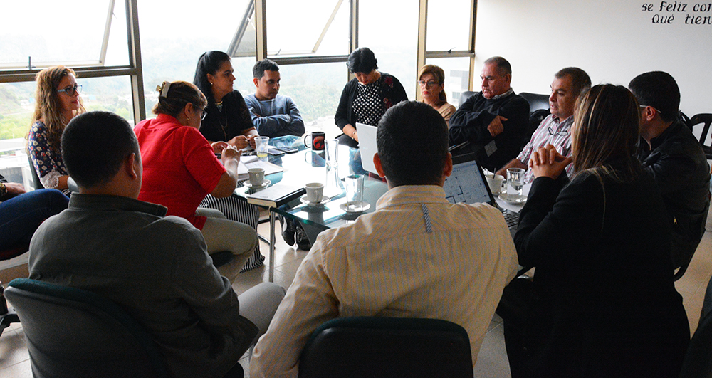 Gobierno quindiano avanza en estructuración de proyecto para mujeres cafeteras de Pijao