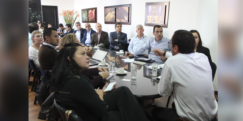 Ministerio de Comercio Industria y Turismo evidenció las ventajas de la estrategia Clúster ante la Comisión Regional de Competitividad e Innovación del Quindío