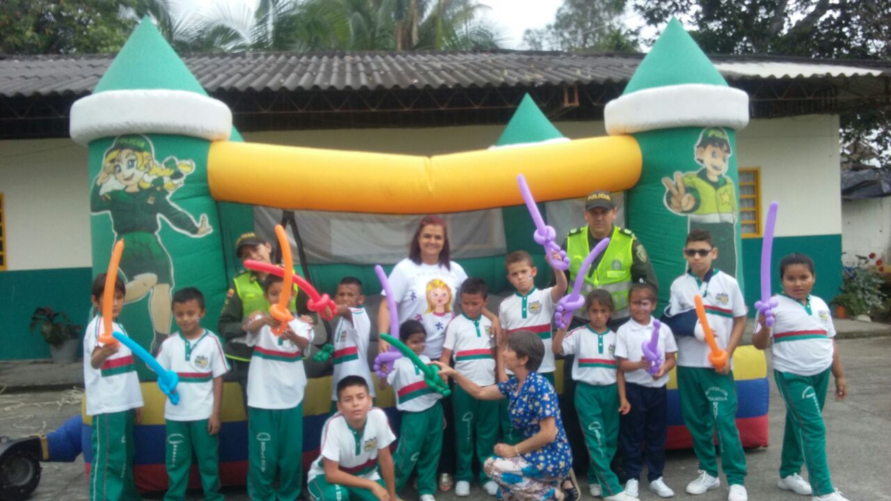 Gestora Social del Quindío recorre el departamento para celebrar el Mes de la Niñez