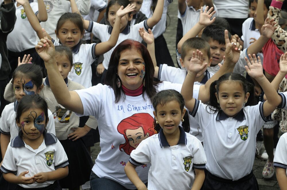 Gestora social continúa su recorrido por el Quindío celebrando el Mes de la Niñez