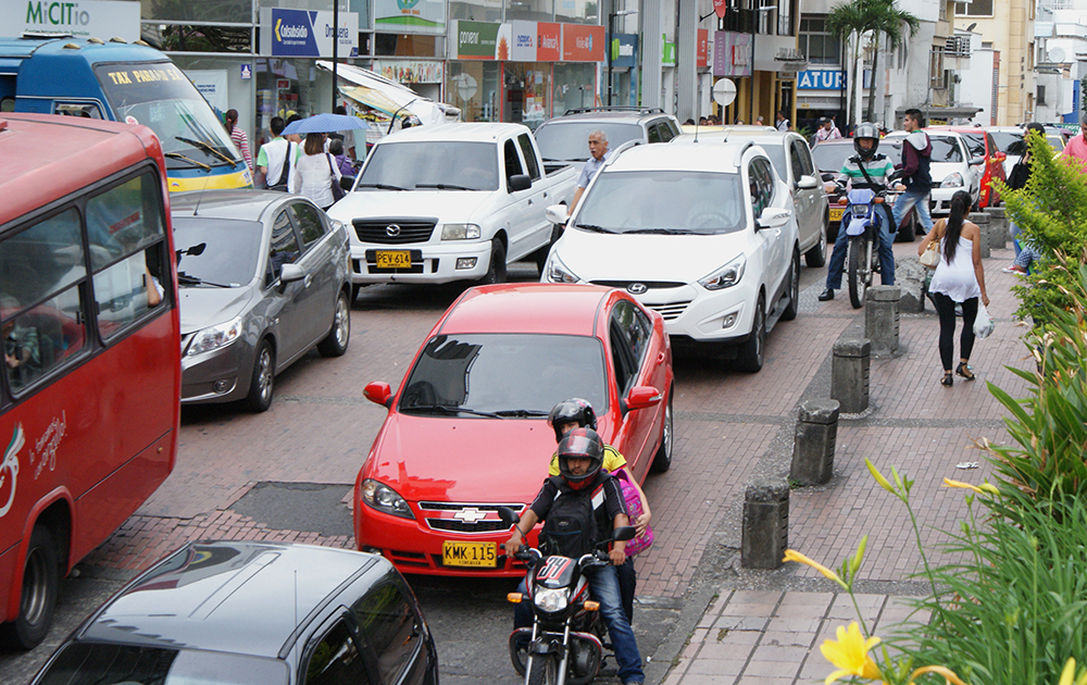 Gobernación del Quindío aumenta facilidades para que los contribuyentes cancelen el impuesto vehicular