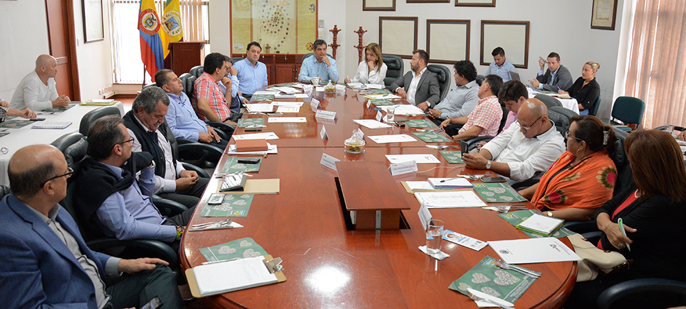 Gobernador y alcaldes unidos por la salud mental de los quindianos