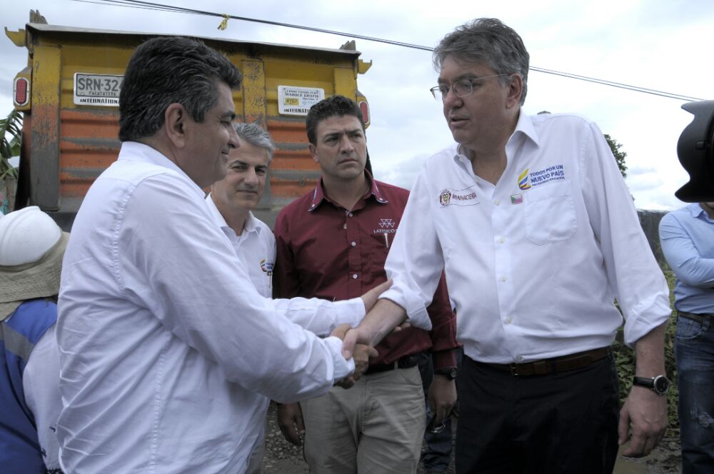 20 mil millones adicionales serán invertidos por el Ministerio de Hacienda para proyectos de infraestructura vial en el departamento gracias a la gestión del gobernador del Quindío