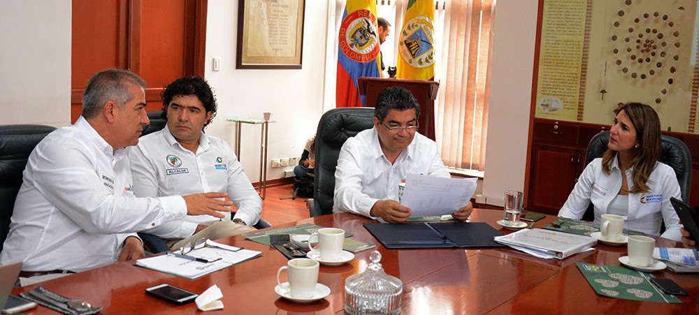 Gobernador del Quindío solicitó a la ministra de Educación aumentar recursos para atender alimentación escolar e infraestructura educativa