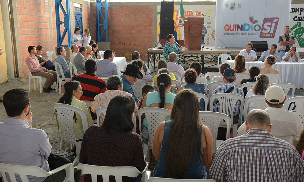 Gobernador intercederá ante la Uniquindío para que la comuna 1 de Armenia tenga su propio CREAD