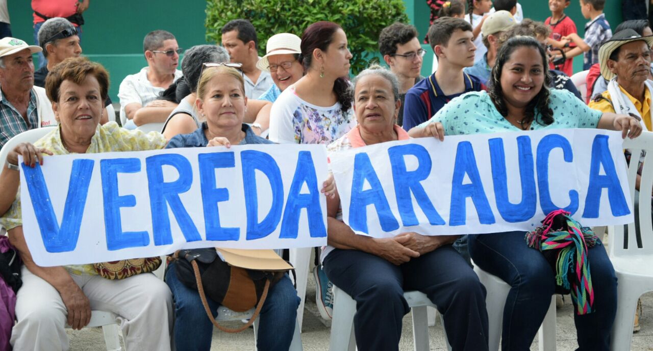 Gobernador y alcalde recorrieron hasta el último rincón de Quimbaya para hablar con su gente