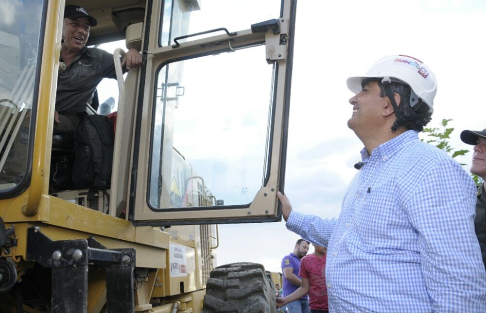 Gobierno del Padre Carlos Eduardo Osorio Buriticá entregará obras por más de 4000 millones en infraestructura deportiva y educativa para el Quindío