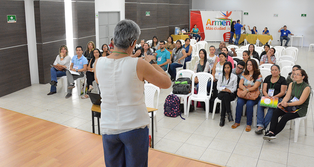 Espacio académico para personas con discapacidad auditiva de todo el país