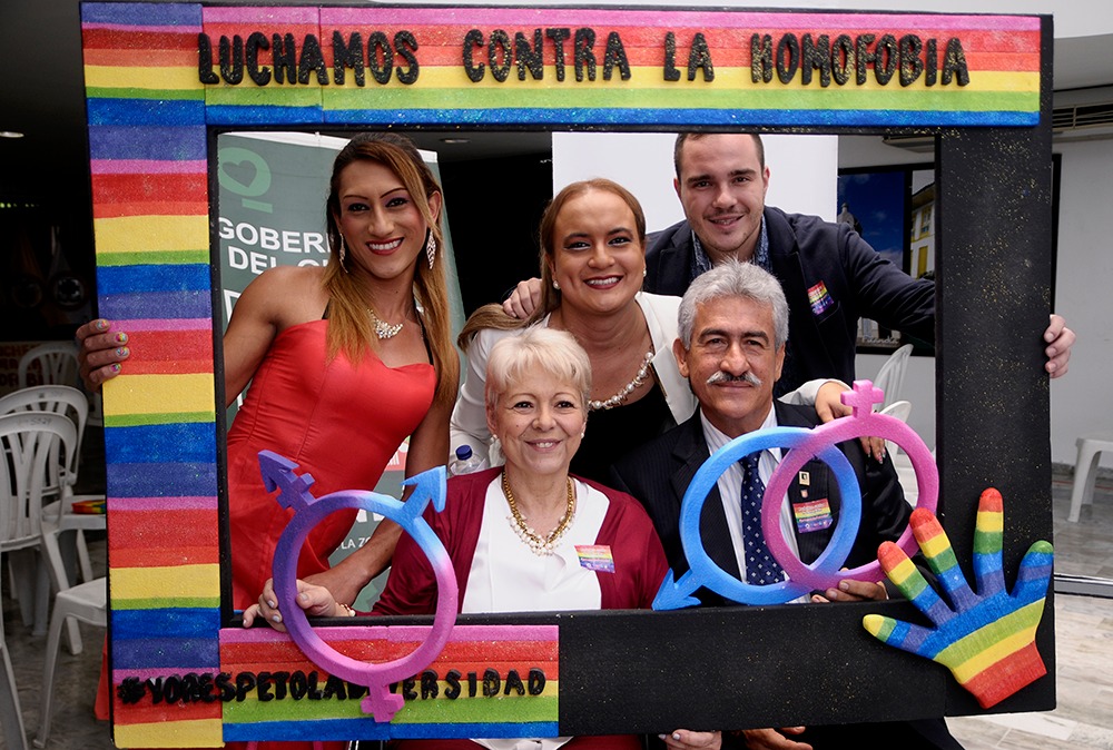 Quindío celebró el Día Internacional contra la Homofobia la Transfobia y la Bifobia
