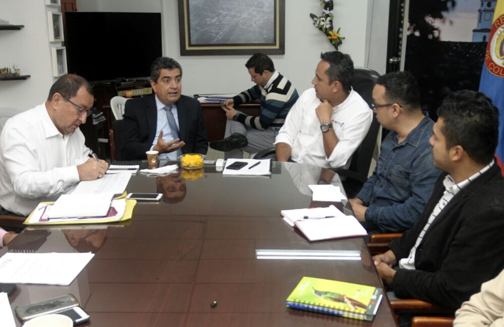 Tras reunión con los pastores de Salento gobernador del Quindío buscará soluciones conjuntas a la desintegración familiar
