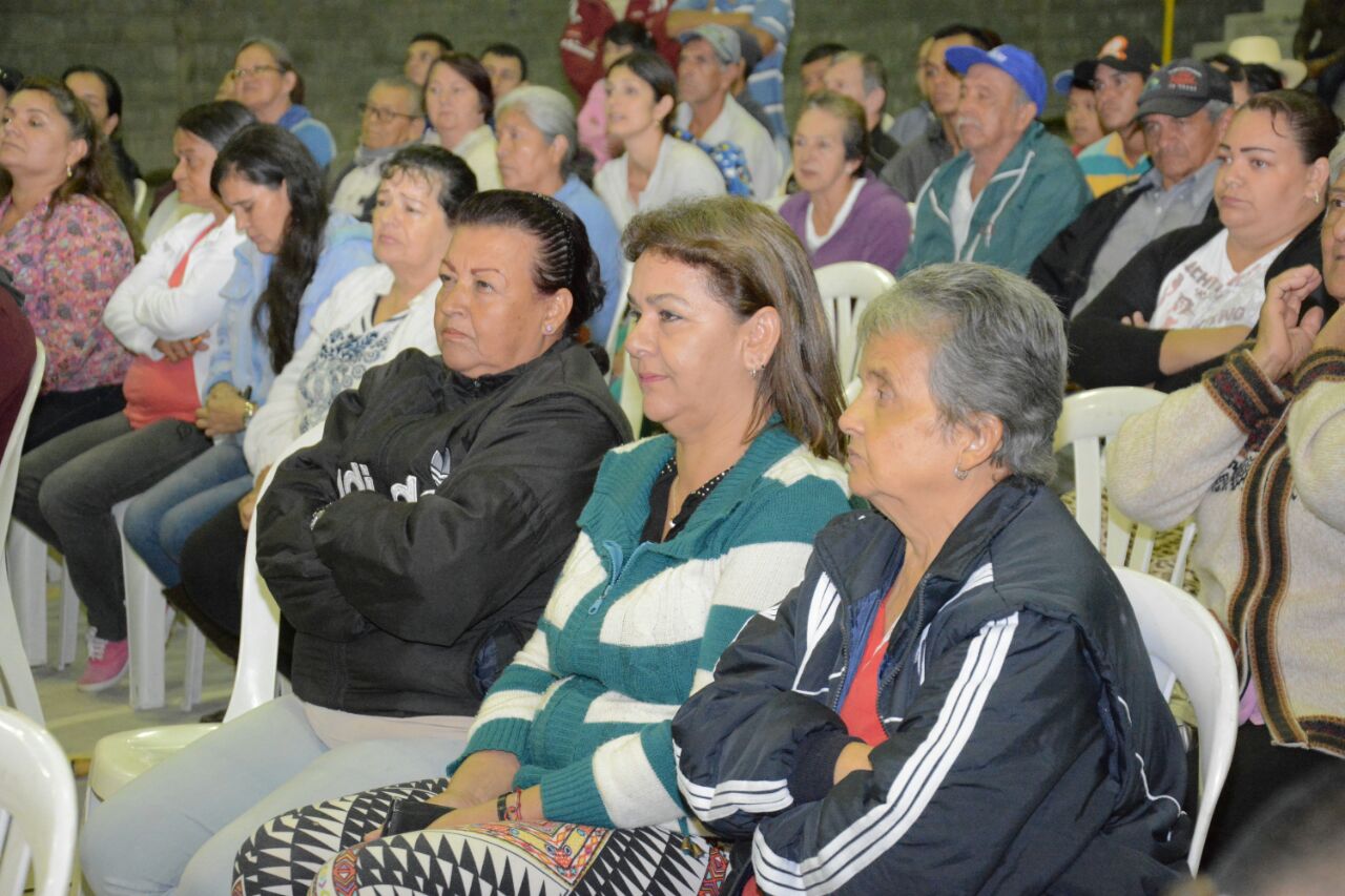 Gobernador del Quindío y alcalde de Circasia escucharon a la comunidad y respondieron a sus solicitudes