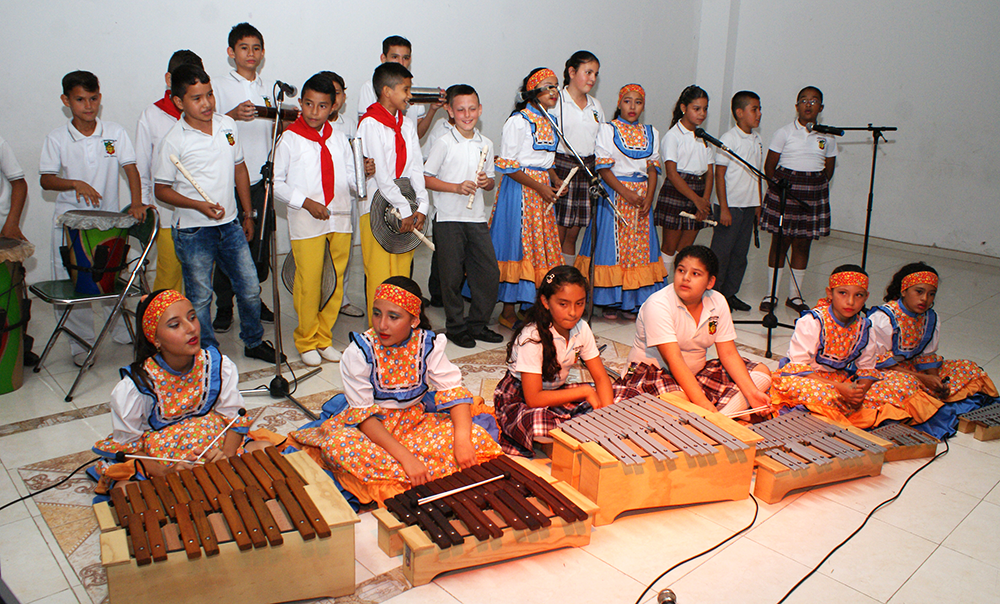 Programa de la Gobernación Primaria Artística mostró sus primeros resultados más de 300 niños de Quimbaya fueron aplaudidos por su talento