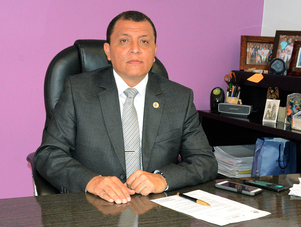 Secretario del Interior Héctor Alberto Marín Ríos fue designado por el gobernador como alcalde encargado de Filandia