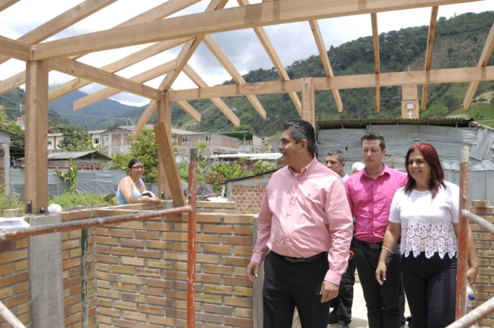 Avanza la construcción de Paisaje Mujer y Café el sueño de las mujeres caficultoras de Pijao