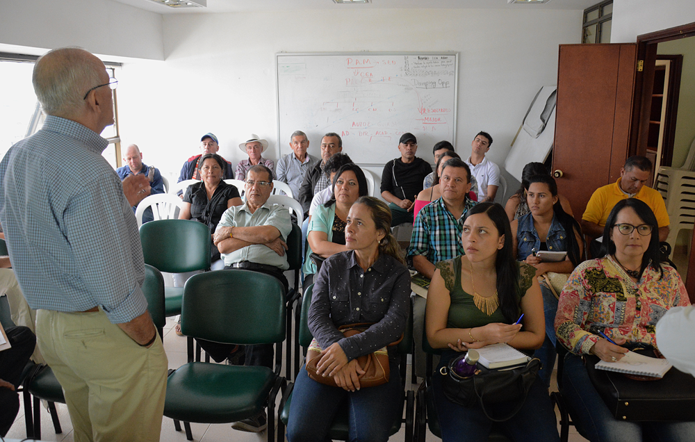 Gobernación del Quindío y Asohofrucol ponen en marcha proyecto para garantizar la comercialización de frutas y hortalizas que se producen en el departamento