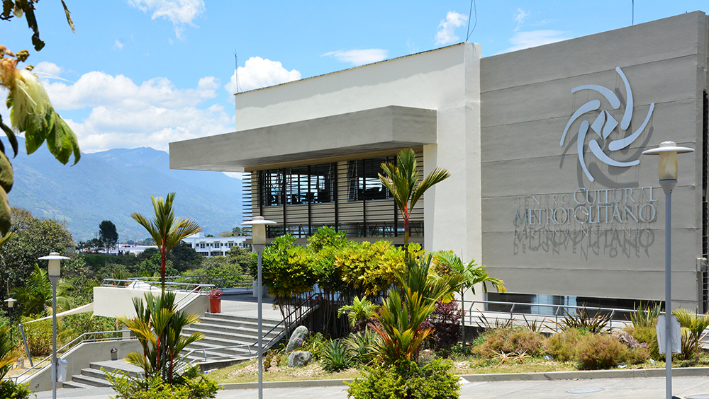 Por primera vez desde que fue construido el Centro de Convenciones recibe certificación como escenario habilitado para realizar espectáculos públicos 