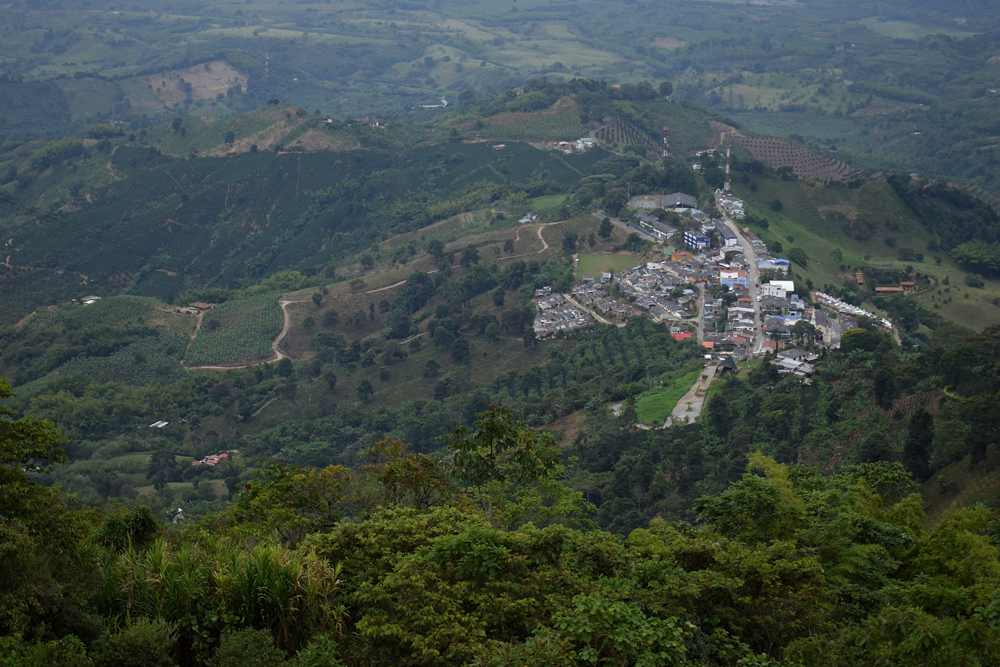 Gobernación del Quindío trabaja en el desarrollo de ofertas turísticas de los municipios cordilleranos