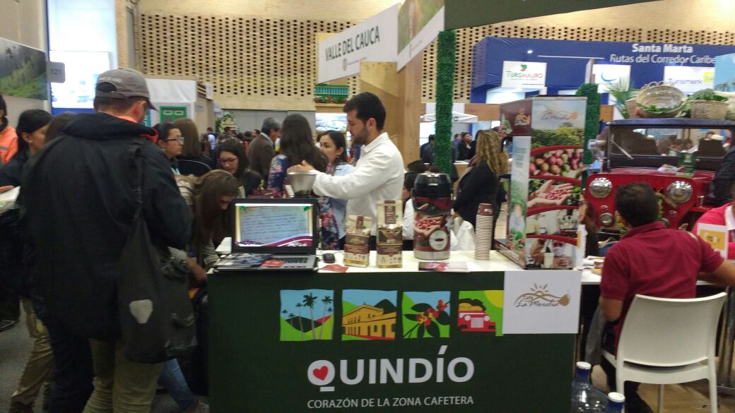 Quindío se articula con Valle del Cauca para promocionar un producto turístico multidestino en Ecuador