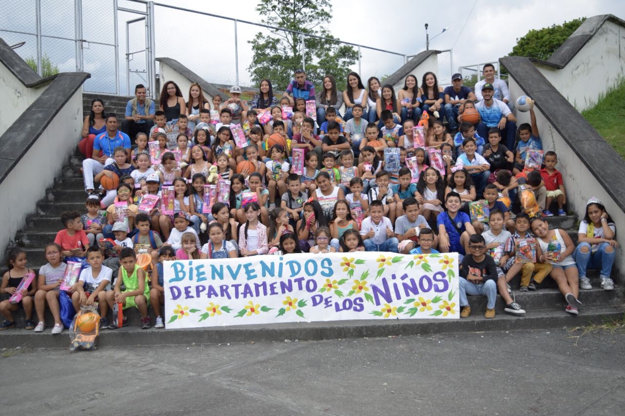 Cerca de 600 menores quindianos fortalecieron sus valores cívicos y de convivencia gracias al Departamento de los Niños