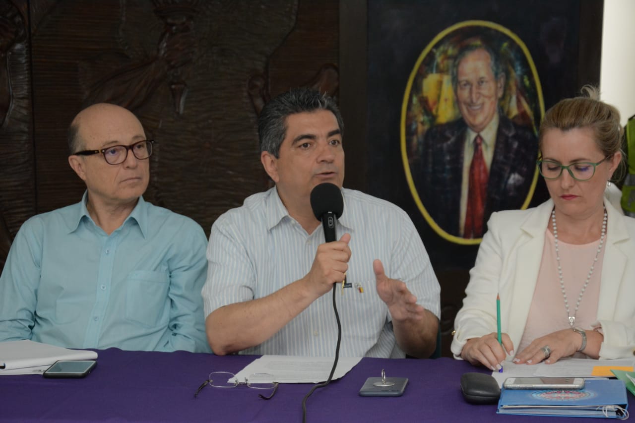 Gobernador reiteró su compromiso con la reducción de la pobreza extrema en el departamento