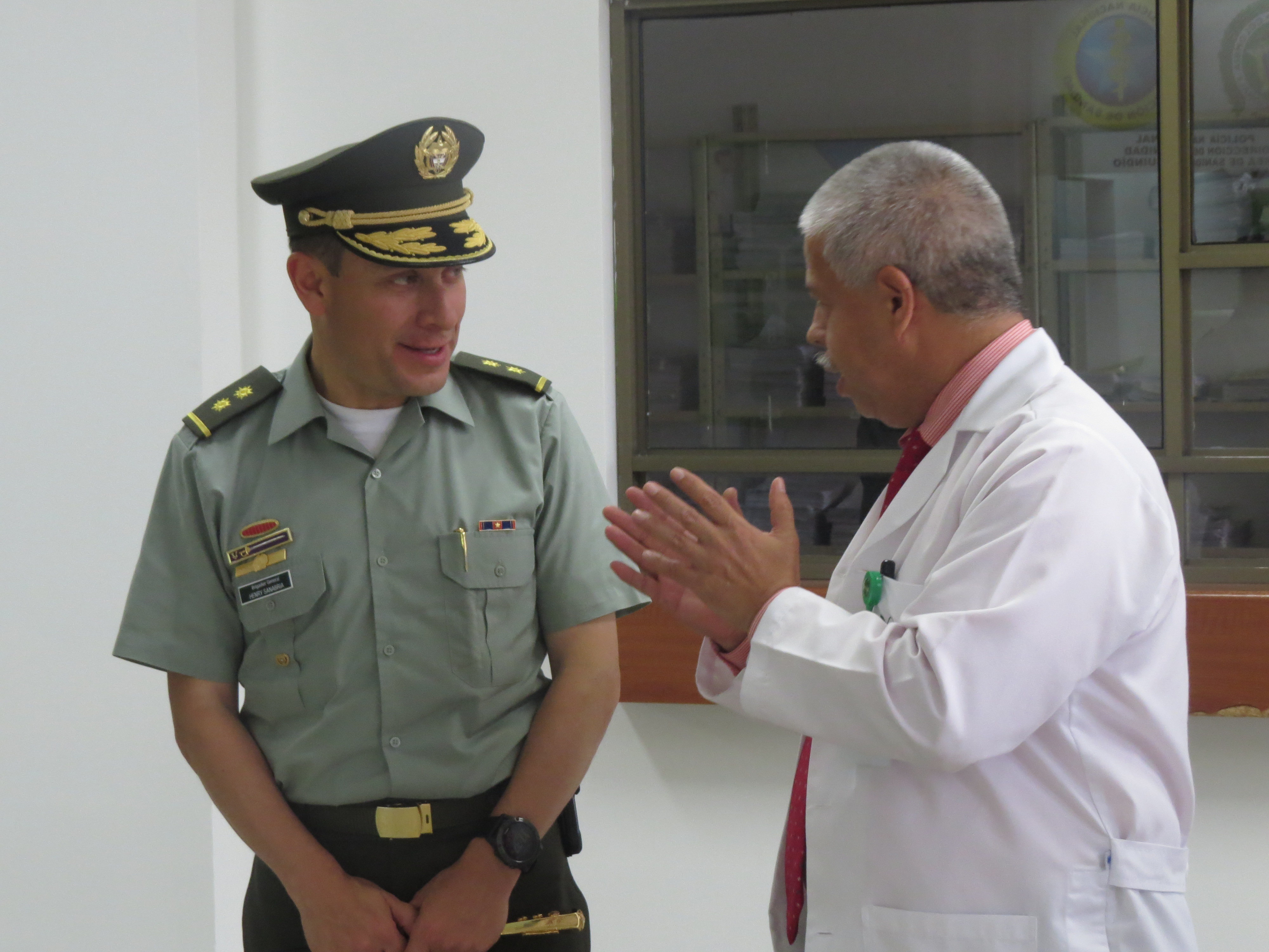 Hospital San Juan de Dios afianza alianzas estrategicas con la Policia Nacional
