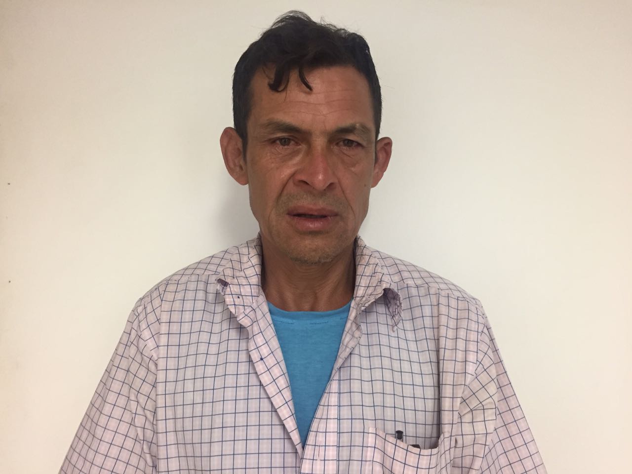 Quindiano regresó después de vivir 40 años en Venezuela. Busca a su familia para legalizar documentos de sus hijos