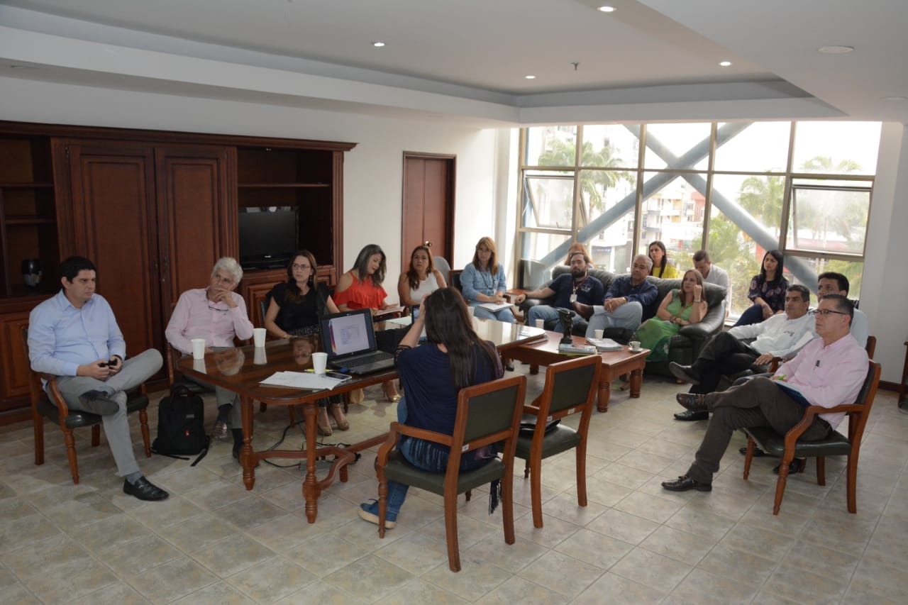 Se acuerda capacitar a maestros Asousuarios e IPS de primer nivel en la detección temprana de cáncer infantil