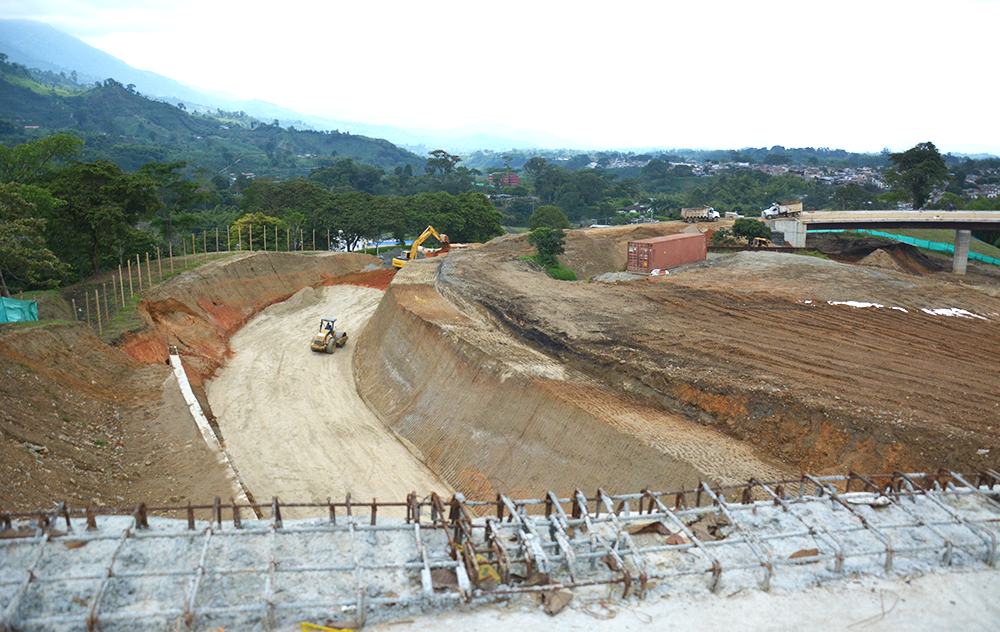 La Revolución de la Infraestructura inicia en el Quindío. Presidente Santos revisará avance de proyectos de infraestructura y visitará el Túnel de La Línea