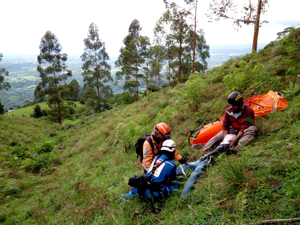 Gobernación del Quindío continúa el proceso de capacitación en rescate y búsqueda en alta montaña a socorristas del departamento