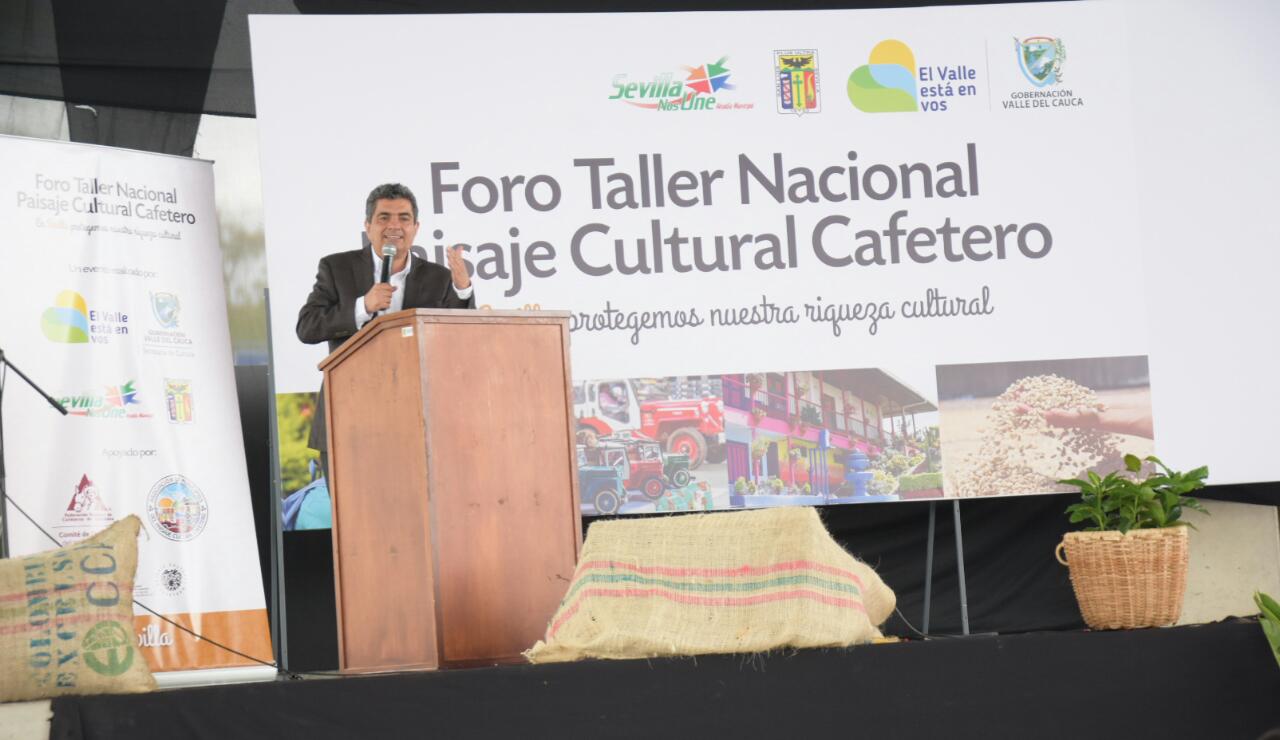 En Foro Taller Nacional del PCC que se desarrolló en Sevilla el gobernador del Quindío le apuntó a salvaguardar las tradiciones y la cultura de la región