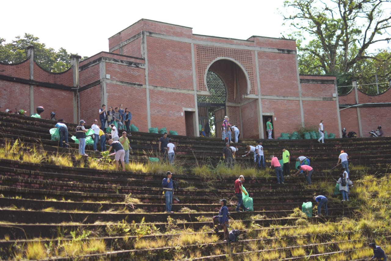 Comunidad gobernación del Quindío y alcaldía de Armenia se unieron para recuperar el parque El Bosque y la Plaza de Toros