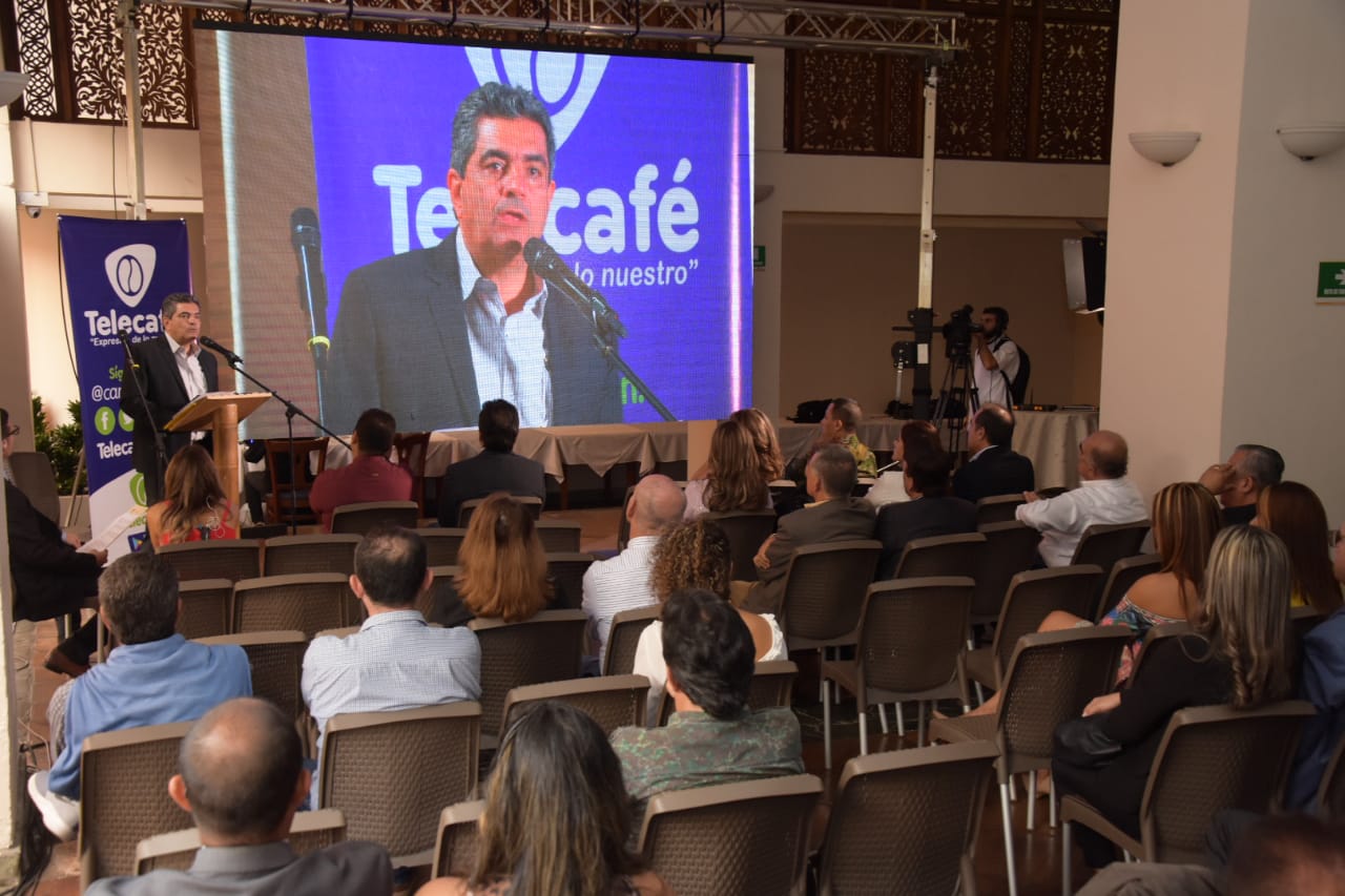 Gobernador acompañó la celebración de los 26 años de Telecafé