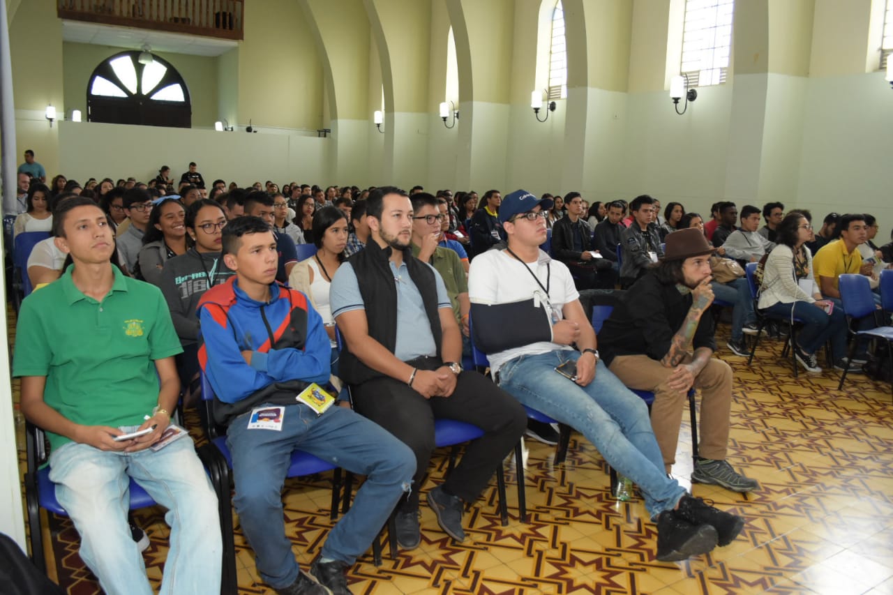 Líderes juveniles quindianos crean estrategias para prevenir el consumo de sustancias psicoactivas