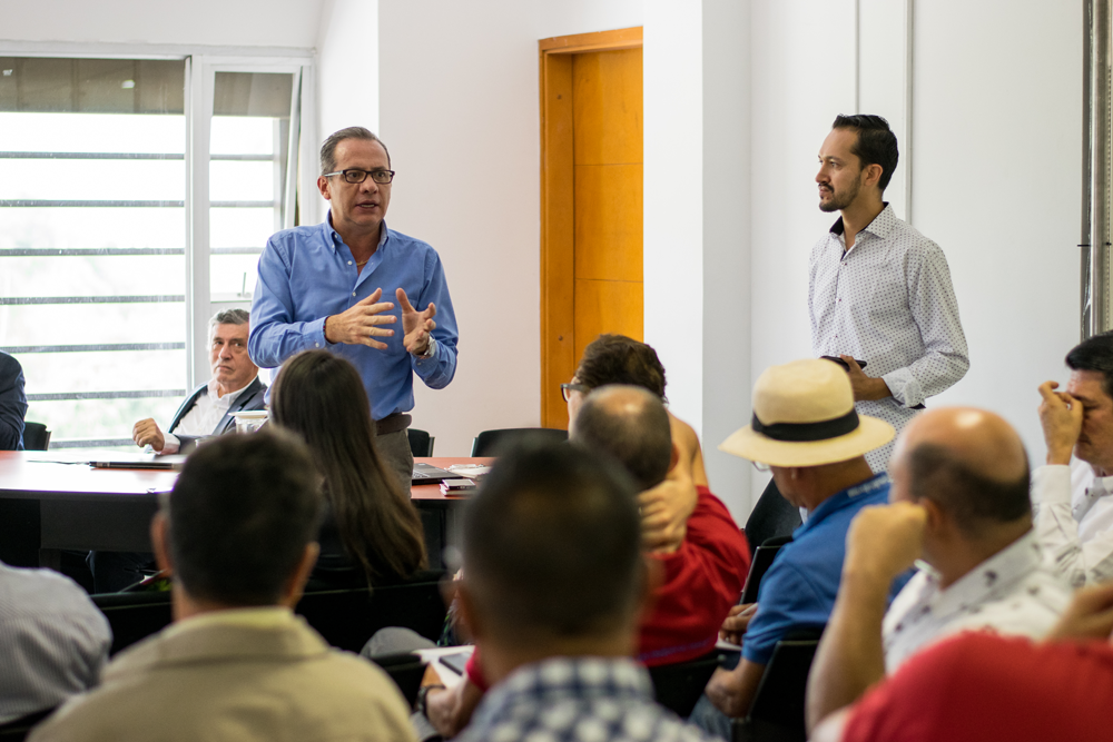 Quindío se prepara para construir política de energías renovables y eficiencia energética