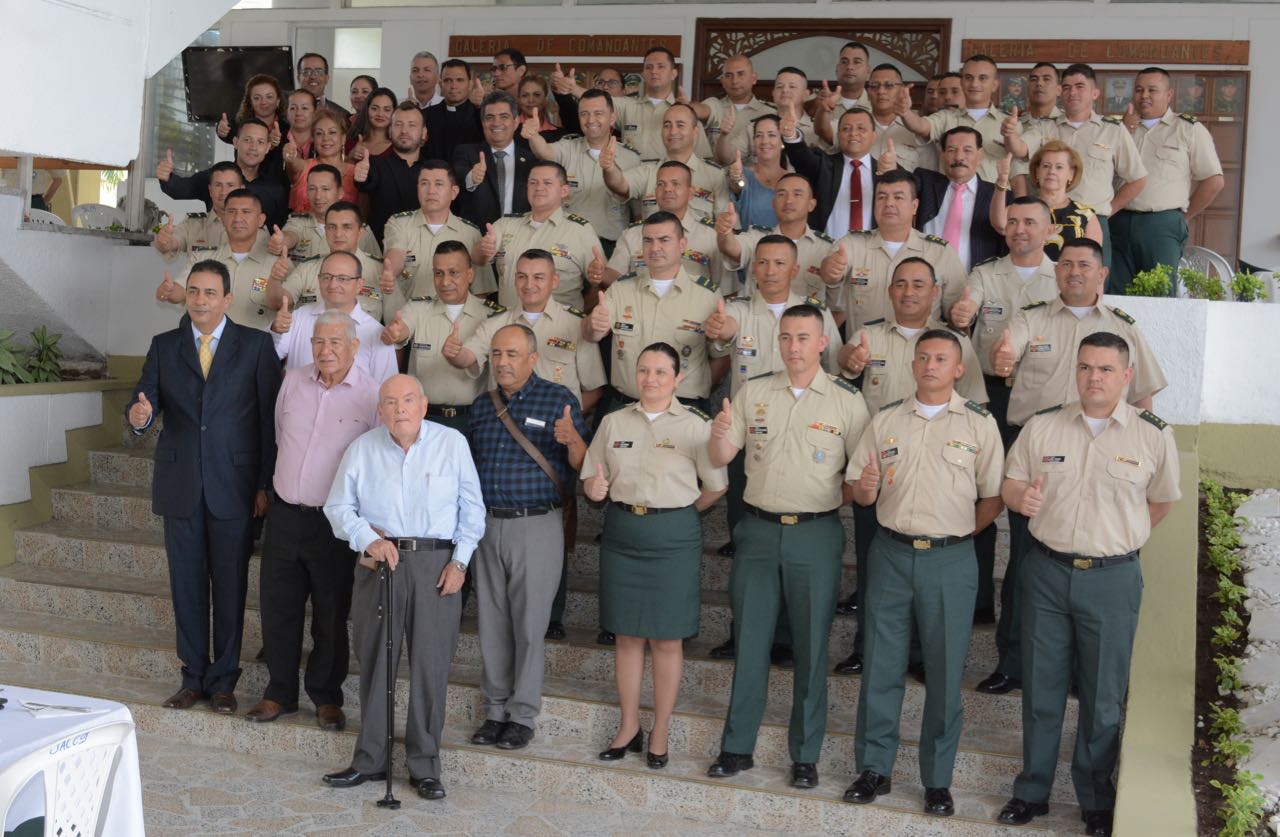 En los 56 años de la Octava Brigada gobernador exaltó labor del Ejército en beneficio de los quindianos