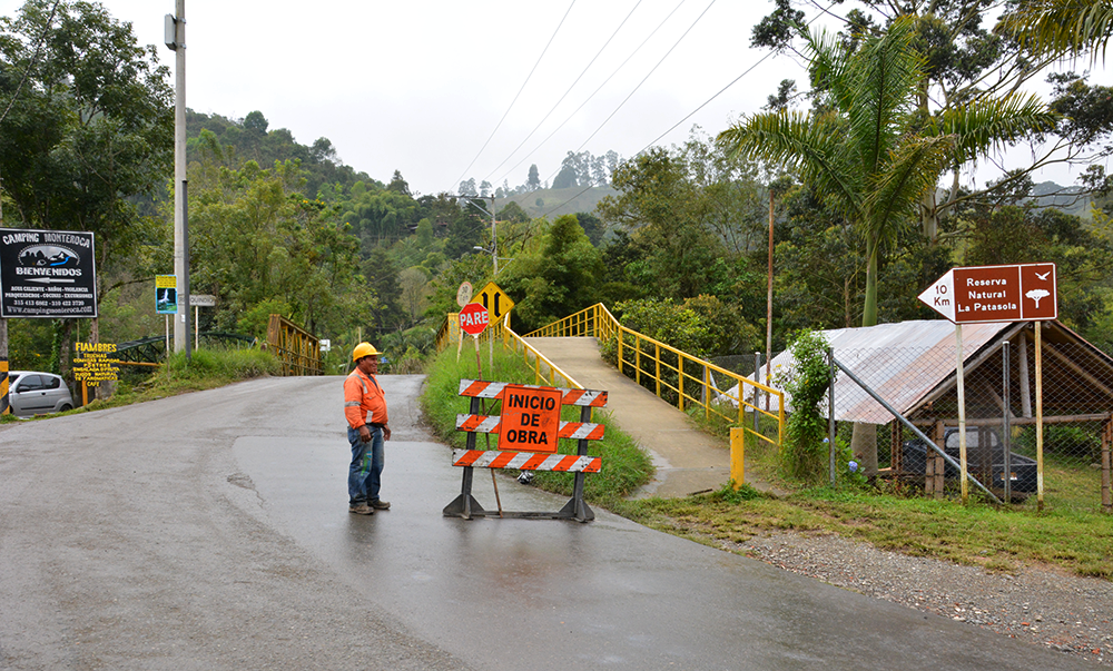 Gobernación del Quindío invertirá 2.000 millones para continuar la reparación de la vía hacia Salento