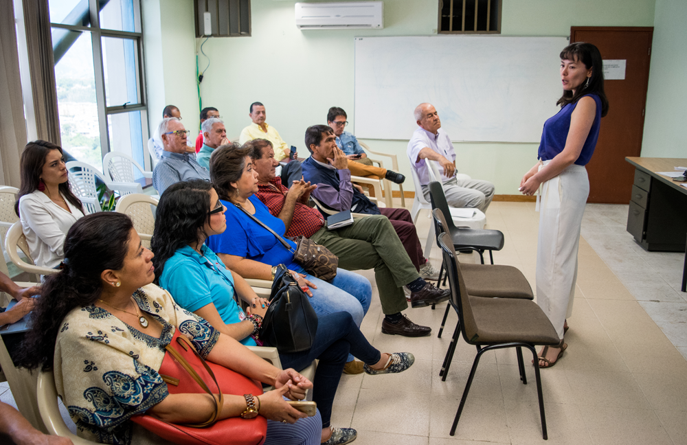 Periodistas del Quindío se capacitaron sobre otras formas de informar sobre el suicidio